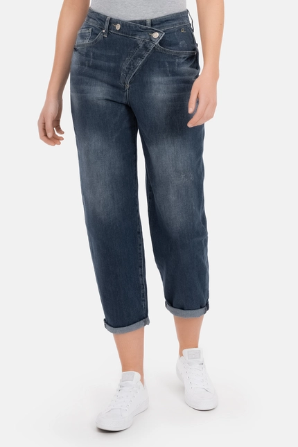 Recover Pants Gianna, Relaxed-Fit Jeans mit raffiniertem Verschluß in dark blue Artikelnummer REC-13388-4279-148